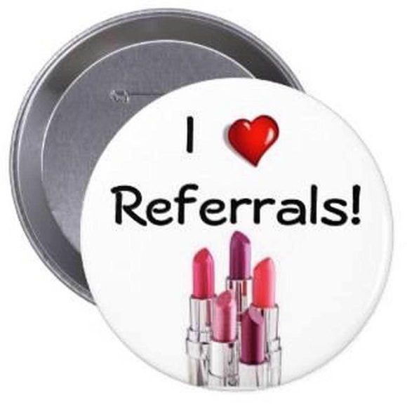 AVON - Picture 12 of 16